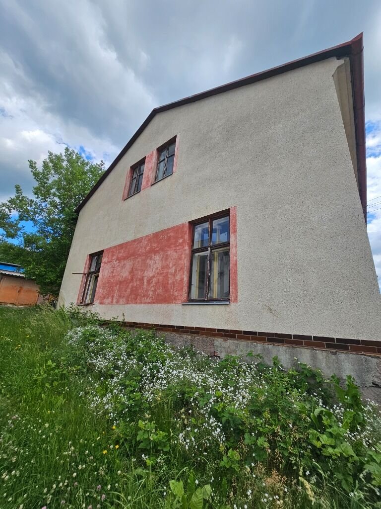 Rodinný dům s potenciálem kompletní rekonstrukce | Zbečník, okres Náchod